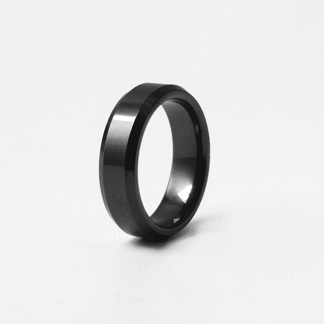 Terra Ceramic Ring Black - Ceramic