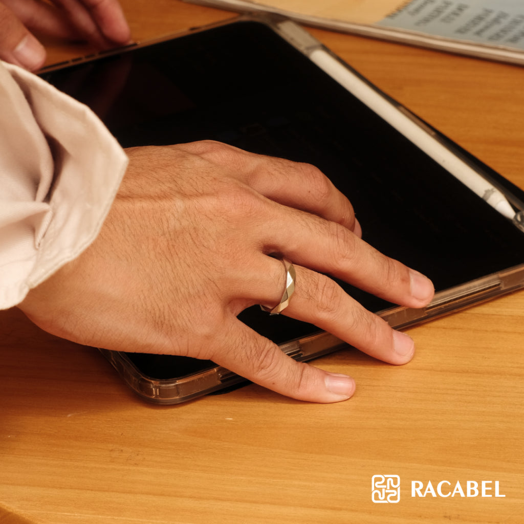 Racabel Quell Ring - Cincin Pria Wanita Titanium Anti Karat