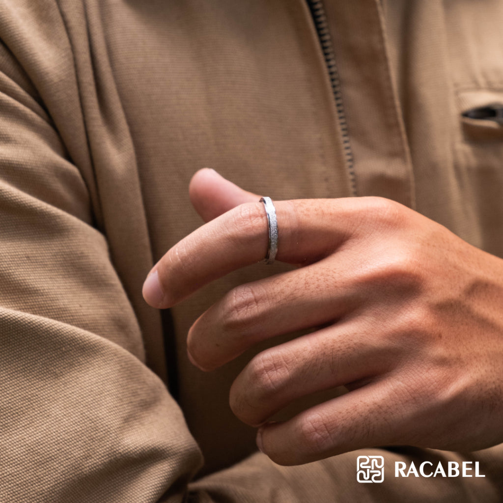 Racabel Ash Anxiety Ring Silver - Cincin Kecemasan Pria Wanita Titanium Silver Anti Karat